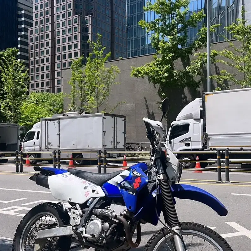 2004 DRZ-400S 파란색 팝니다