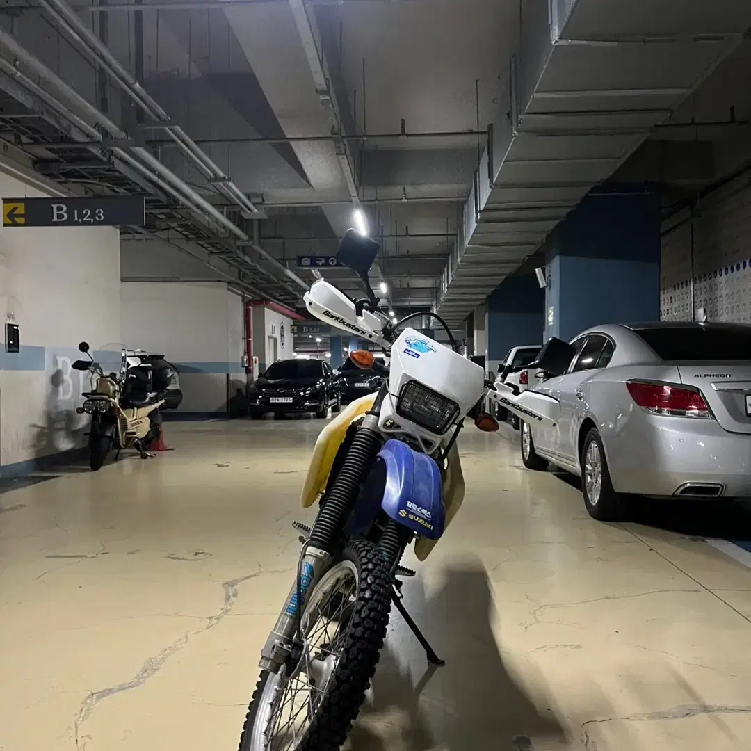 2004 DRZ-400S 파란색 팝니다