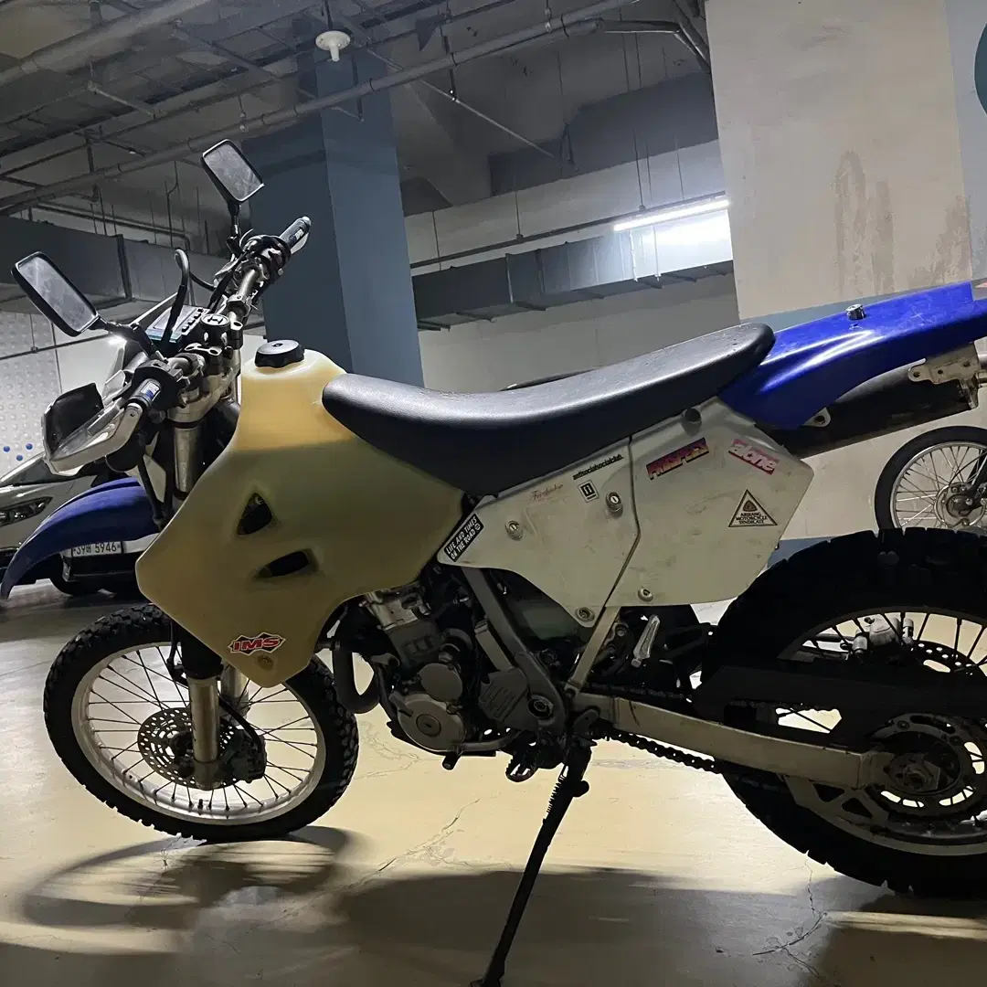 2004 DRZ-400S 파란색 팝니다