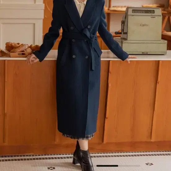 르니나 코트 Serena classic coat M