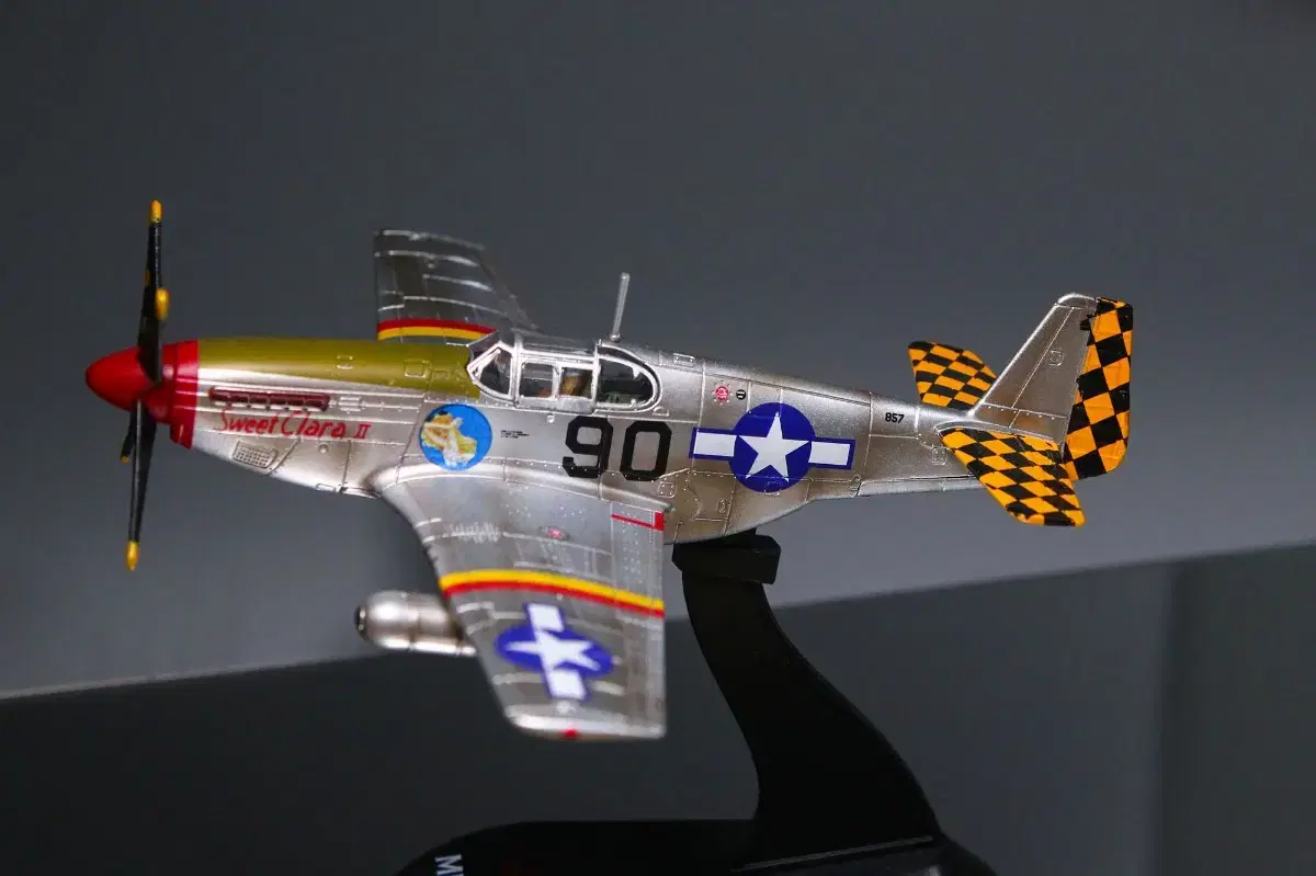 1/72 P-51B 머스탱 전투기모형