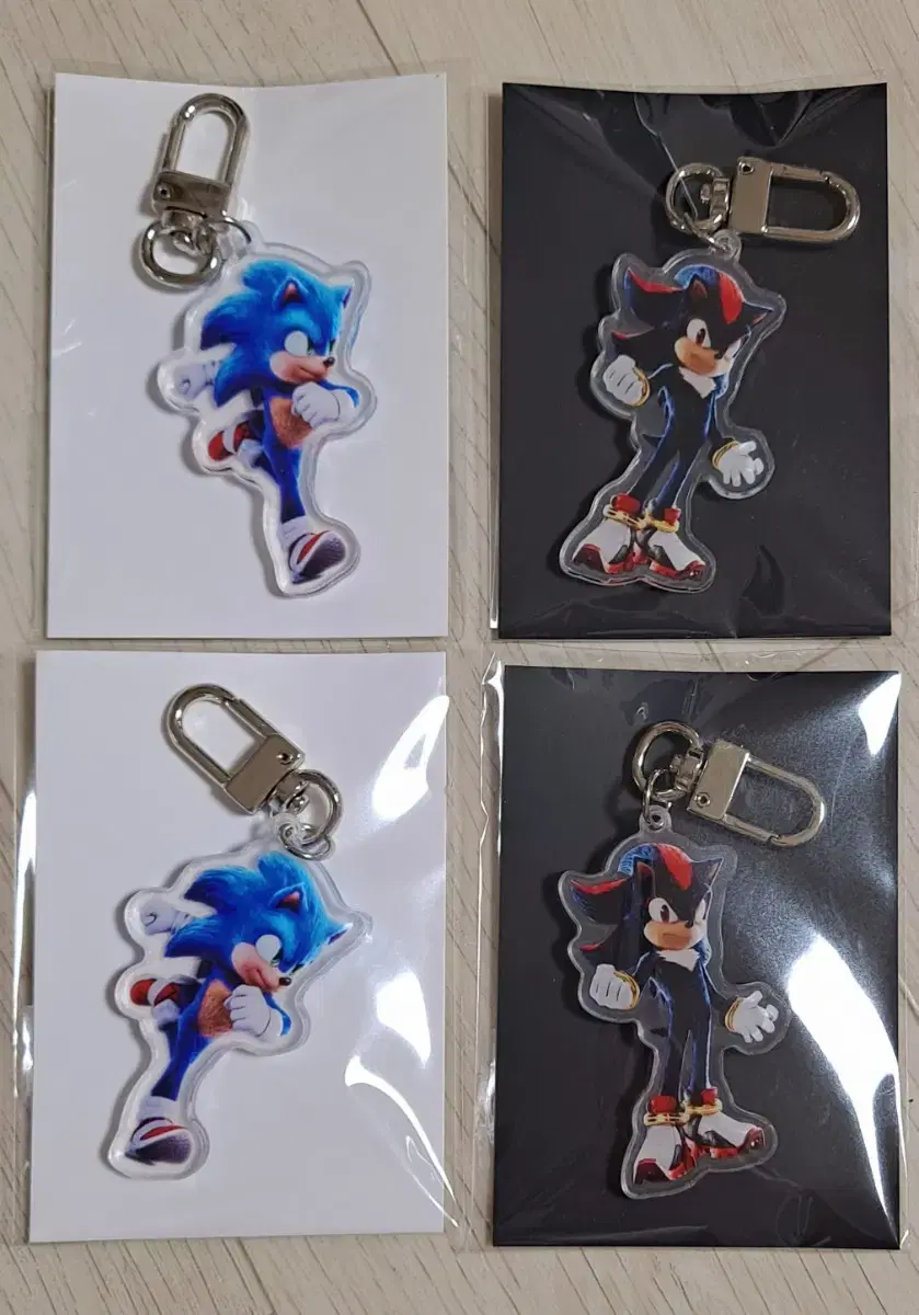 [SUPER SONIC 3] Sonic, Shadow acrylic Receive a keyring (choose 1) by proxy