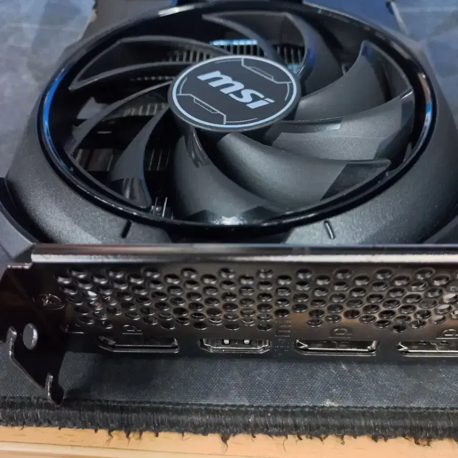 MSI 지포스 RTX 4060 BLACK 8GB