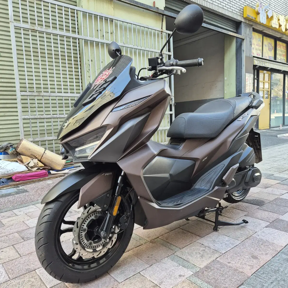 부산 센터판 S급 SYM VSX125 판매합니다.