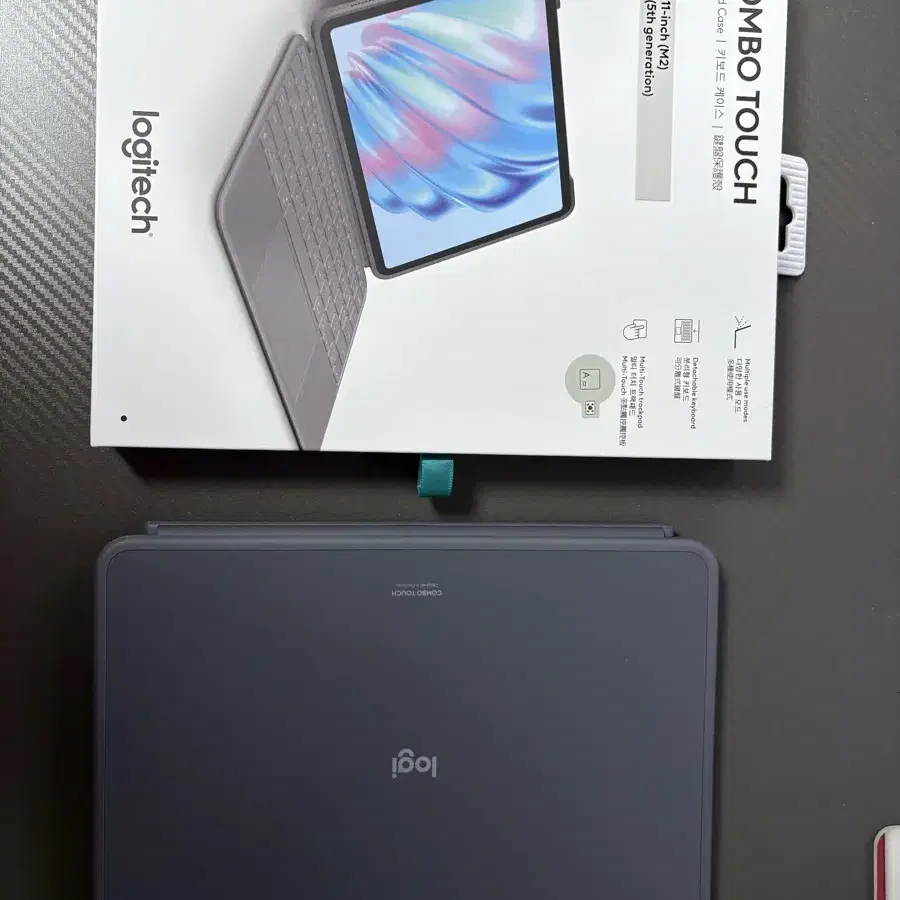 로지텍 iPad Air 11인치(M2)용 Combo Touch 풀박스