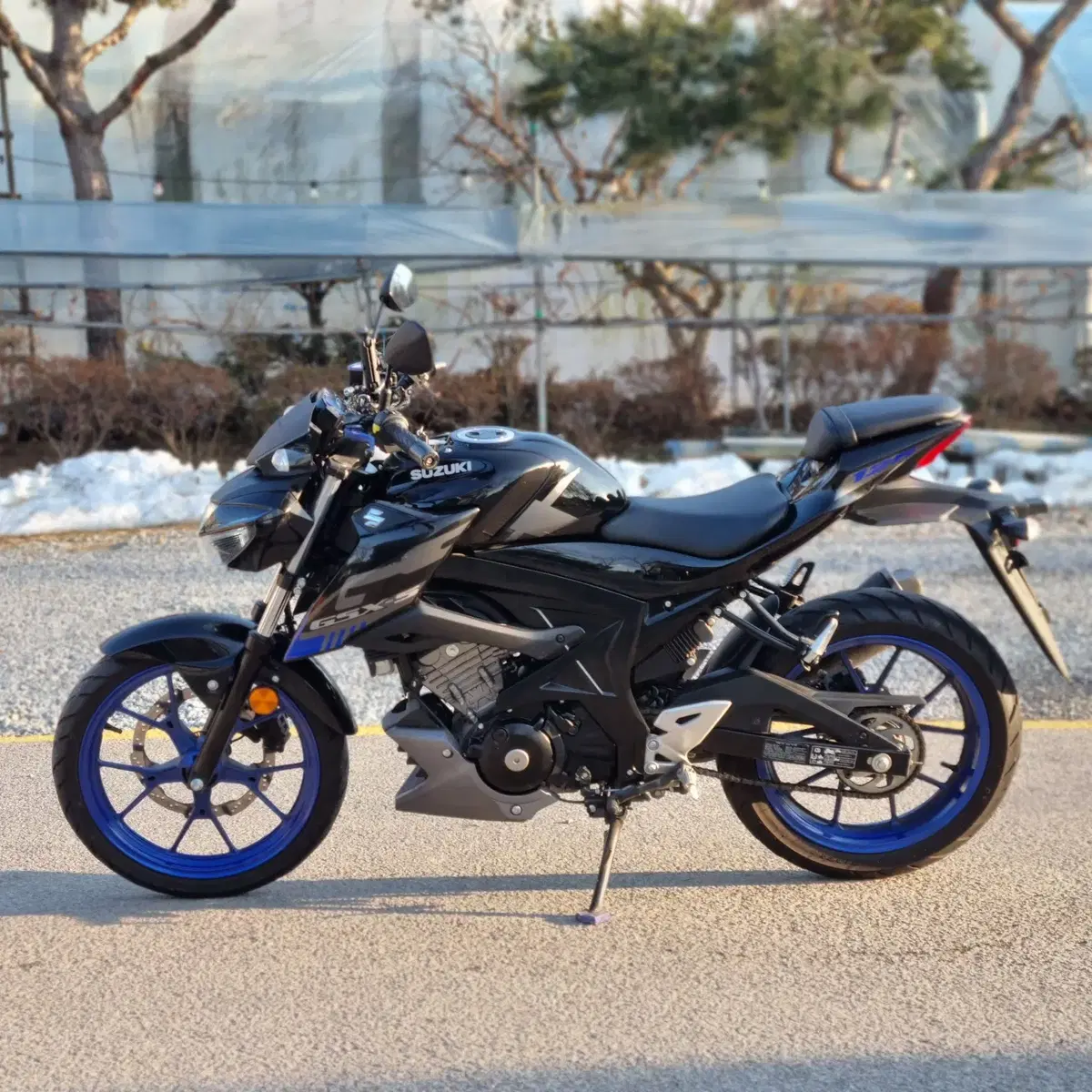 최저가)21년식 8천키로 스즈키 gsx-s125 저렴하게 판매합니다.