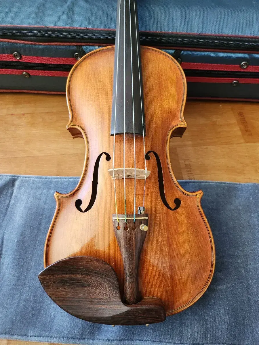 Handmade ONEPIECE whole board violin 4/4