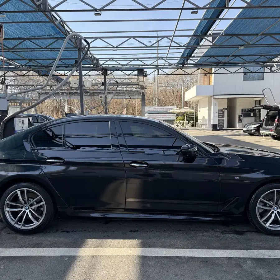 BMW520d (G30)