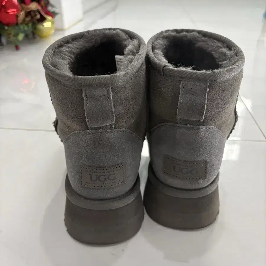 UGG 부츠