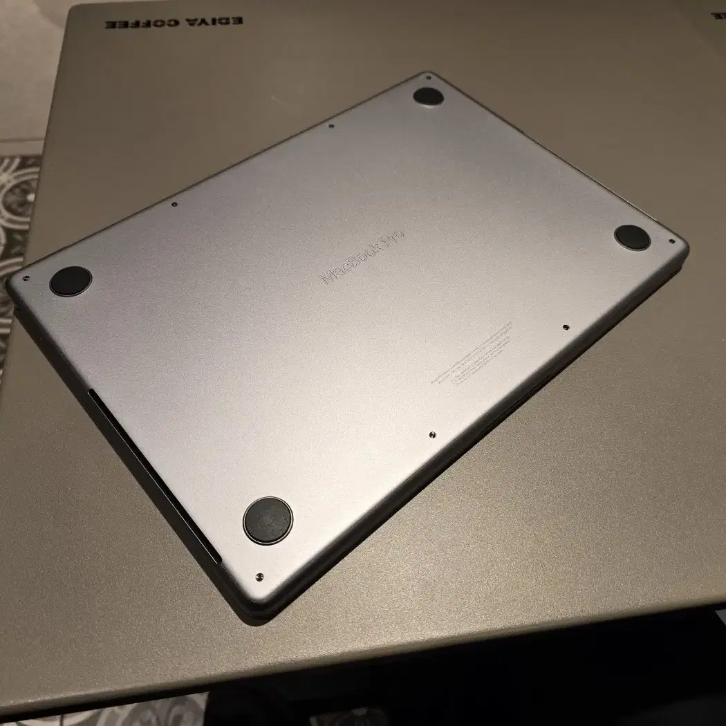 S급) 맥북프로 m1pro 메모리16gb / SSD 512gb