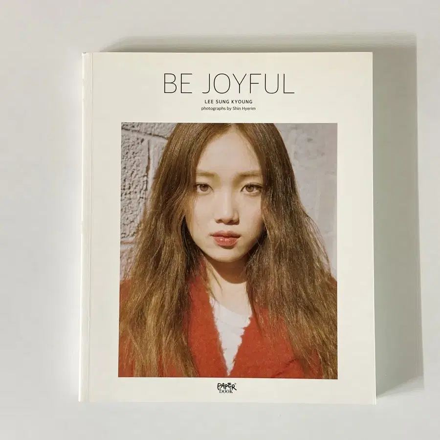 이성경 비조이풀 be joyful 사진집