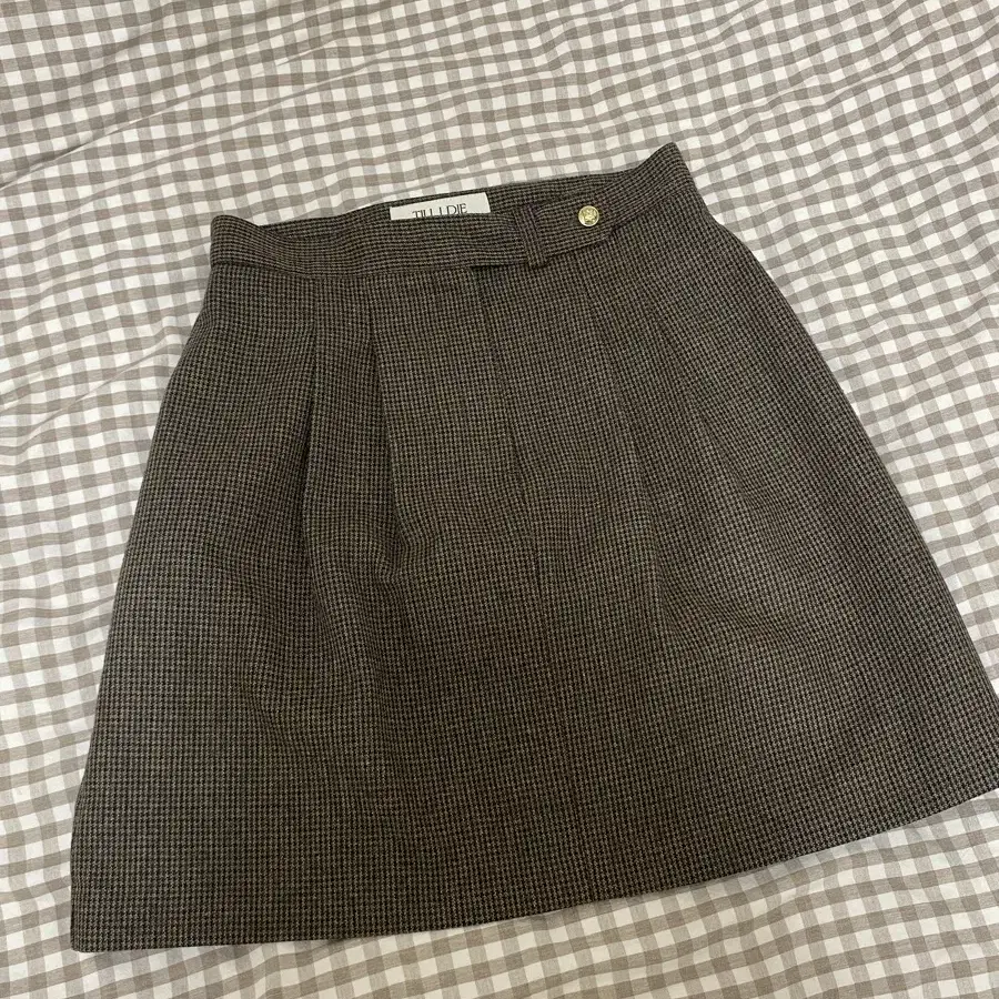 틸아이다이 Dulce wool skirt(brown) 울스커트