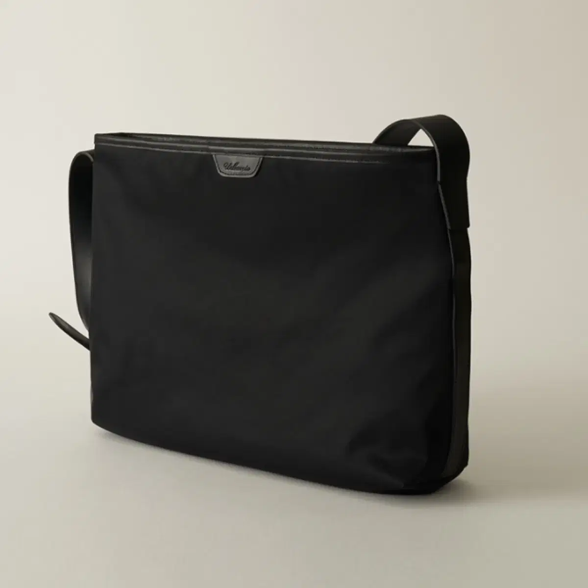 얼바닉30 랩탑 백 urbanic30 laptop bag