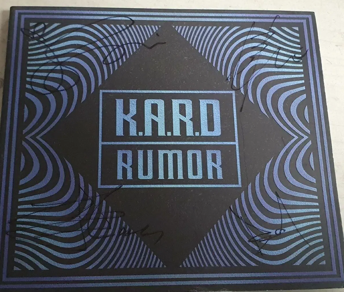 카드 KARD 디지털싱글 친필싸인앨범  비.매 RUMOR