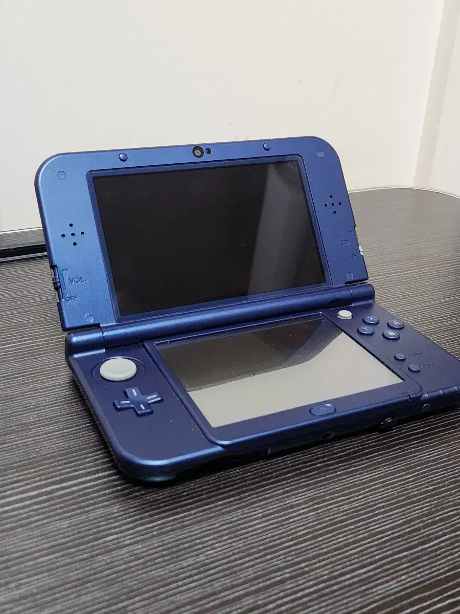 뉴 닌텐도 3DS XL, 포켓몬스터 문 팝니다