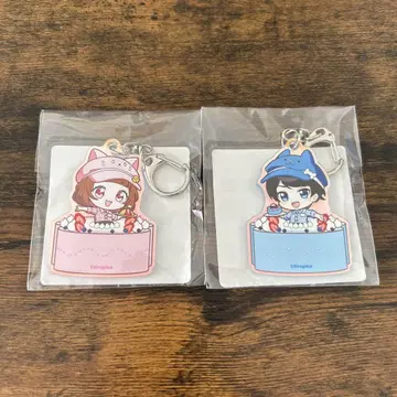치로피의 케이크 모양 아크릴 키링