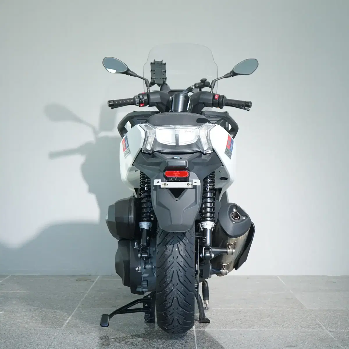 24년식 2,200 km 신차급 BMW C400GT 판매/대차