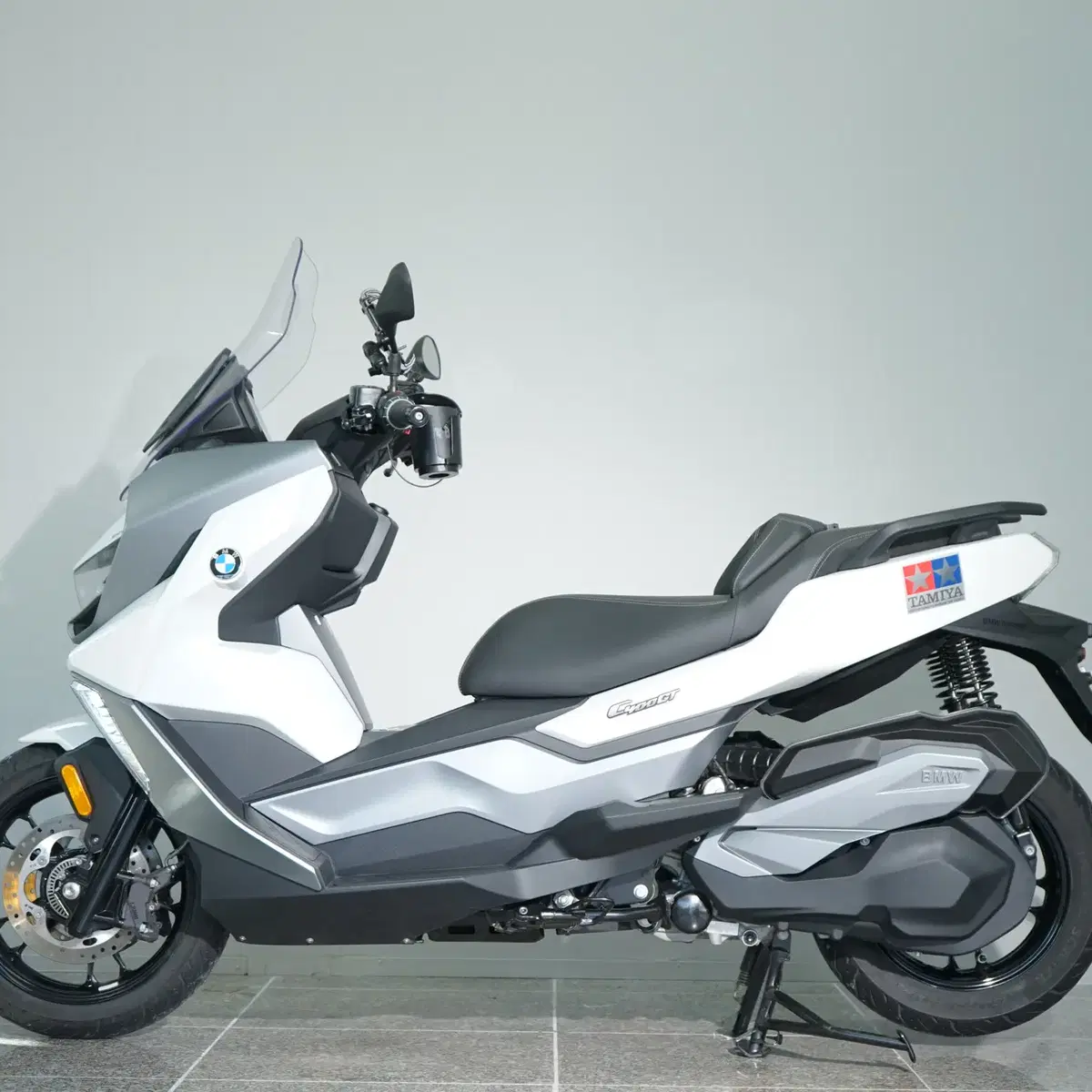 24년식 2,200 km 신차급 BMW C400GT 판매/대차