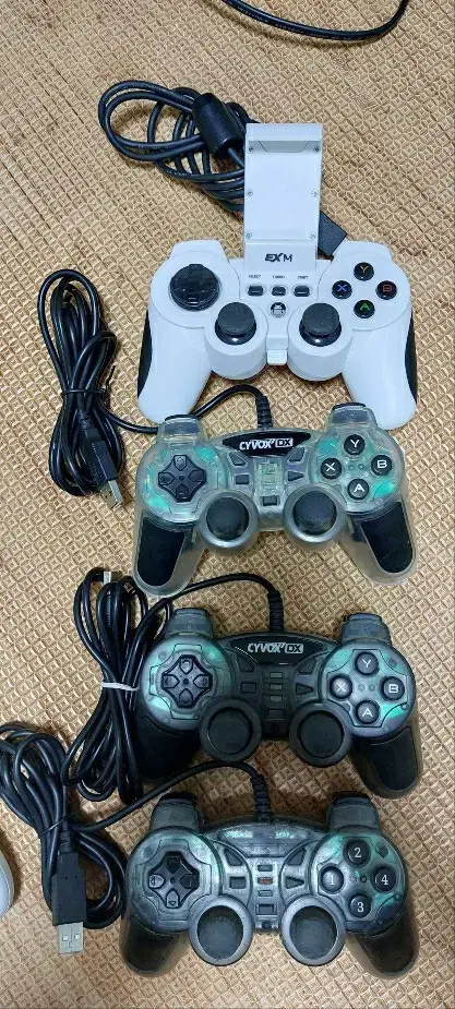Joytron USB Wired Gamepad