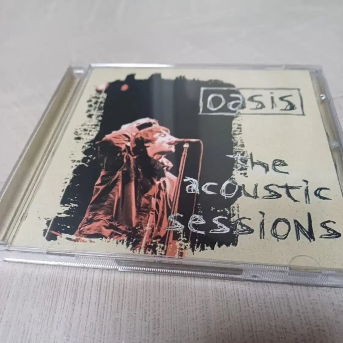 Oasis - The Acoustic Sessions Live