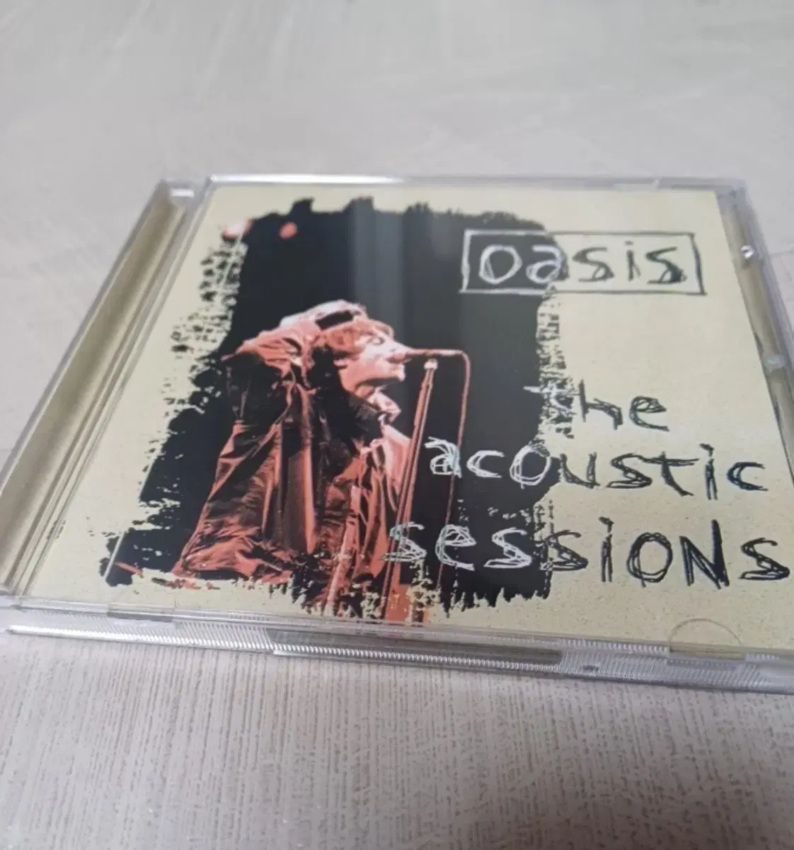 Oasis - The Acoustic Sessions Live