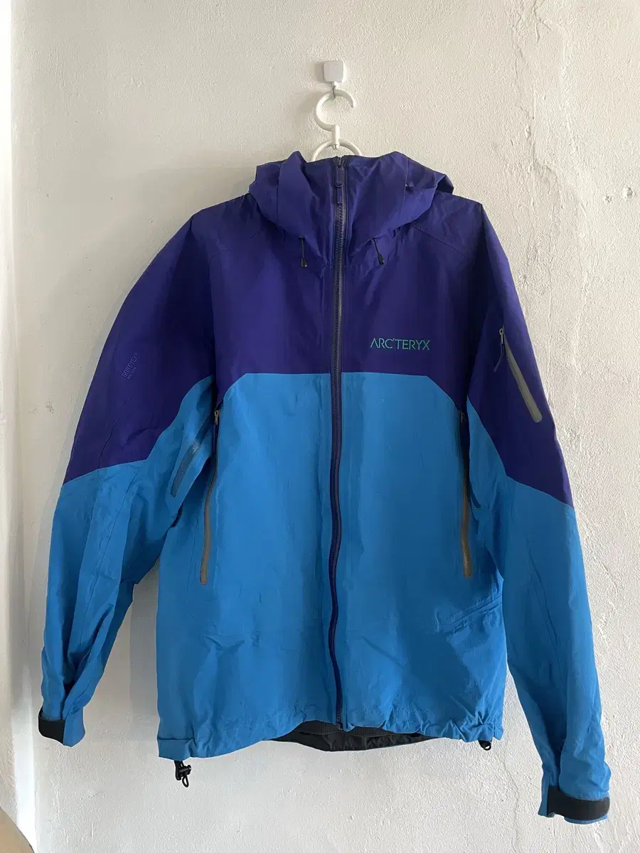 Arc'teryx Lush