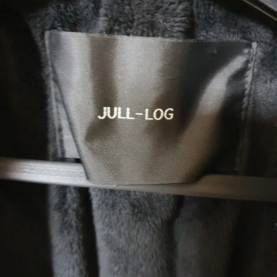 줄로그 JULL-LOG 알파카 맥시 코트