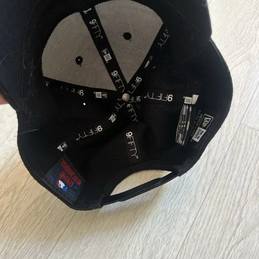 뉴에라 뉴욕 양키스 9FIFTY 스냅백 모자 검정색