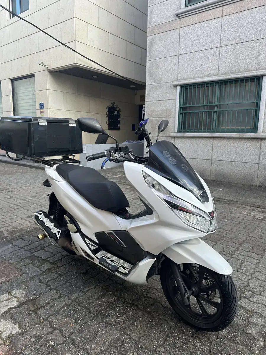 혼다 Pcx 125cc 20년식 3만 키로대 급처합니다