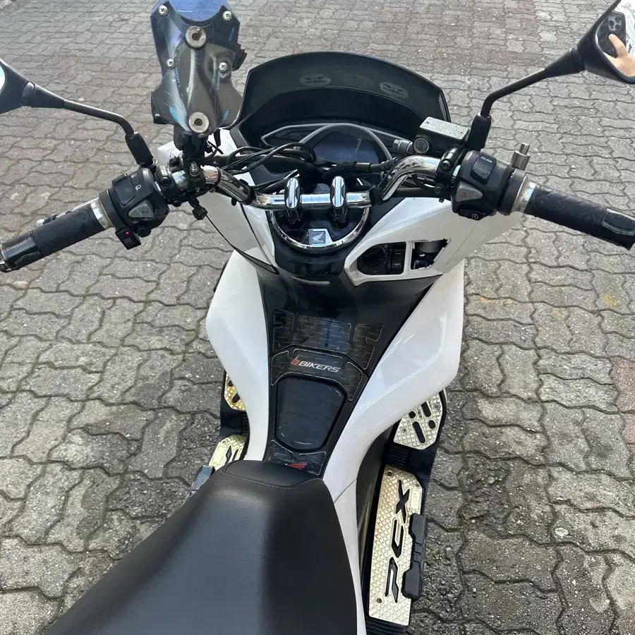 혼다 Pcx 125cc 20년식 3만 키로대 급처합니다