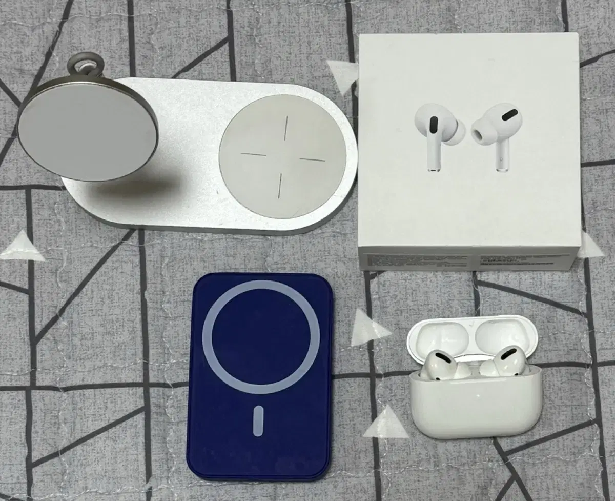 Sell Airpods Pro, Wireless Battery, Byron Wireless Charger