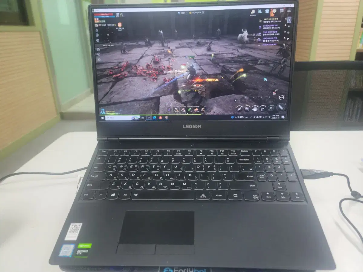 y540 노트북 게이밍 팝니다 1660ti