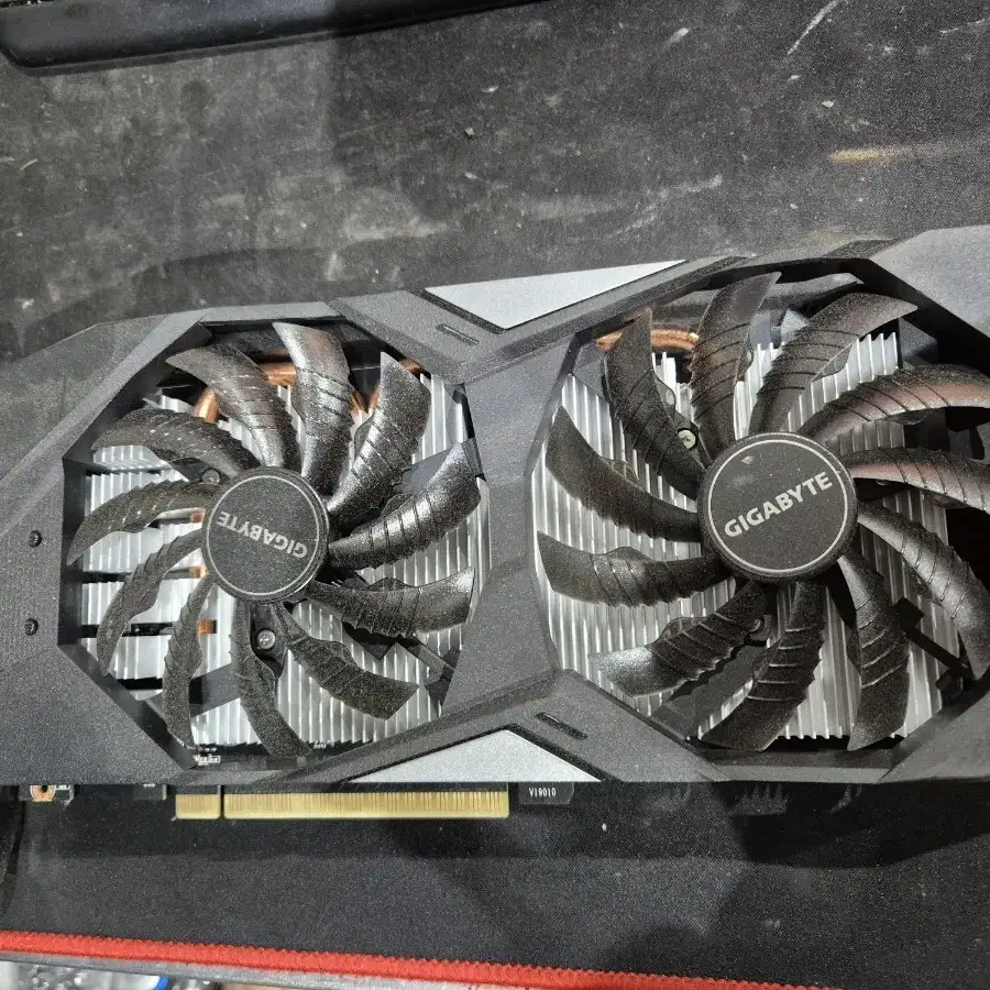 기가바이트 gtx 1650 판매합니다