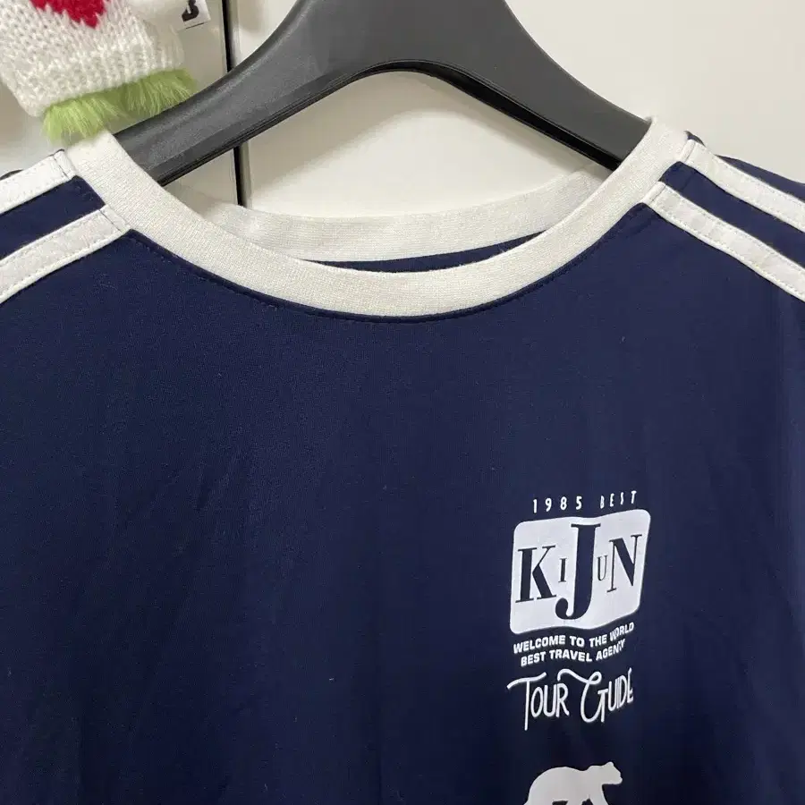 kijun tour guide football t-shirt 기준 풋볼