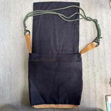 기모노 가방 다크 그레이 지퍼가 달린 기모노 가방