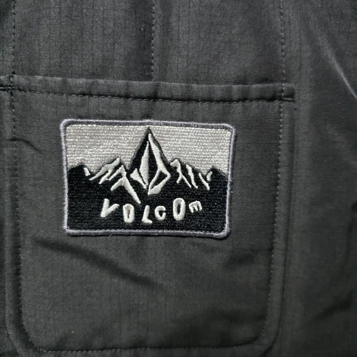 VOLCOM 볼컴 패딩 베스트 100