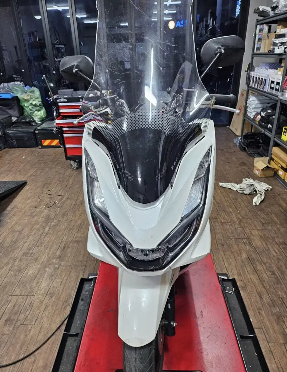 PCX125 2024년식 25000km