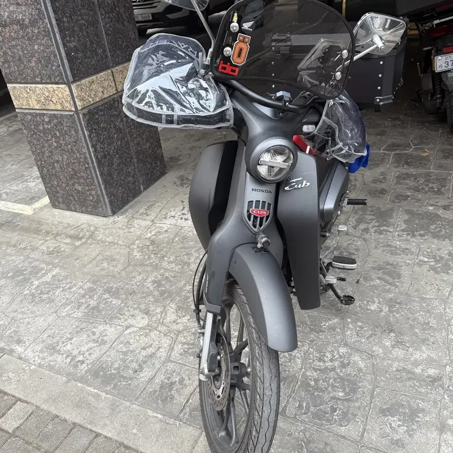 23년식 c125 멧블랙