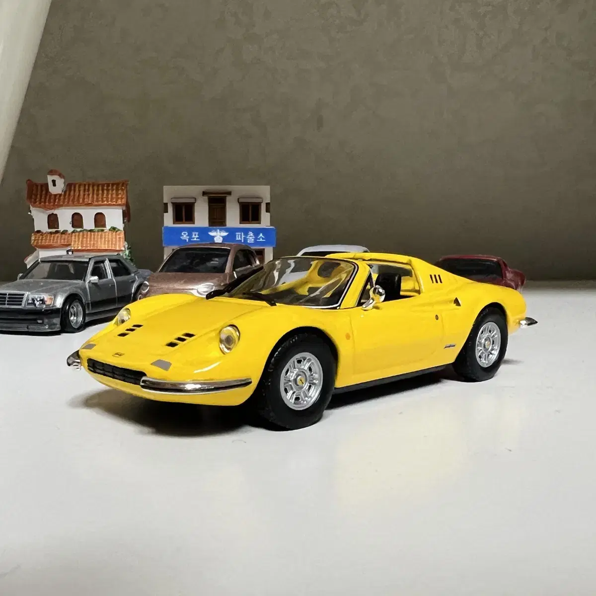 1:43 페라리 DINO 246 GTS 빈티지 다이캐스트