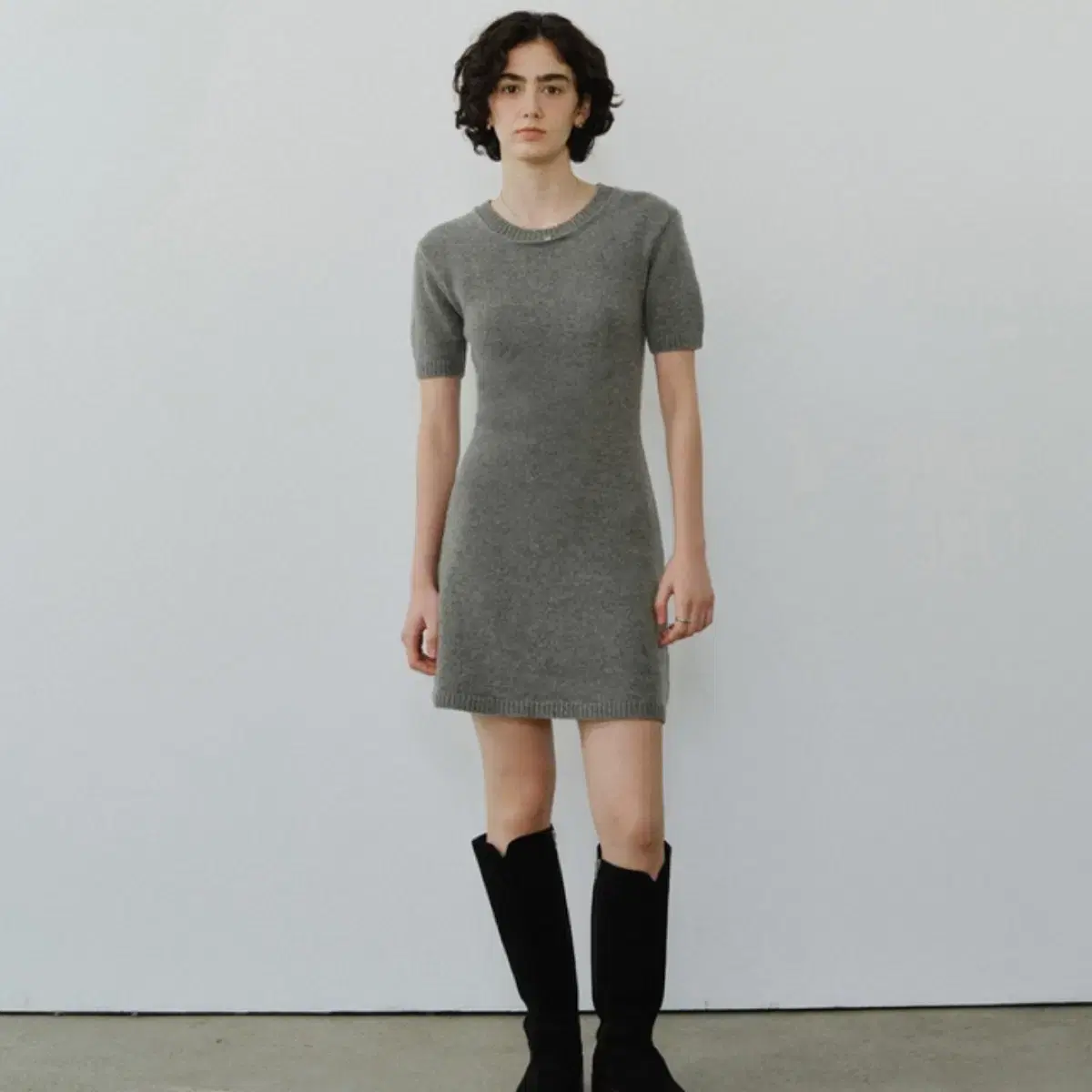 유라고 니트 원피스 유라고 Merino wool knit dress