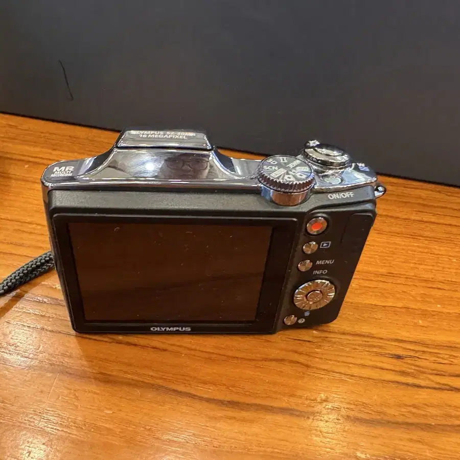 OLYMPUS SZ-30MR 16 MEGAPIXEL 디카