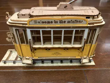 WOODEN PUZZLE TRAM CAR 트램카 완성품