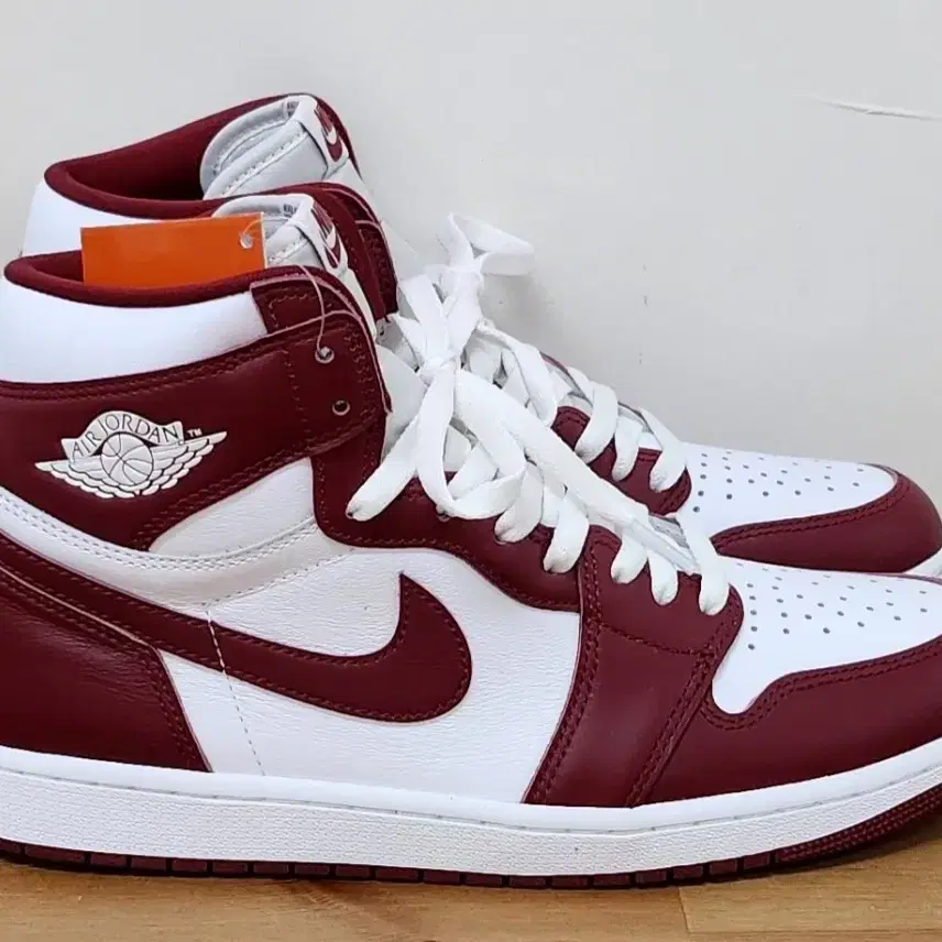 Jordan 1 Retro High OG Artisanal Red 280