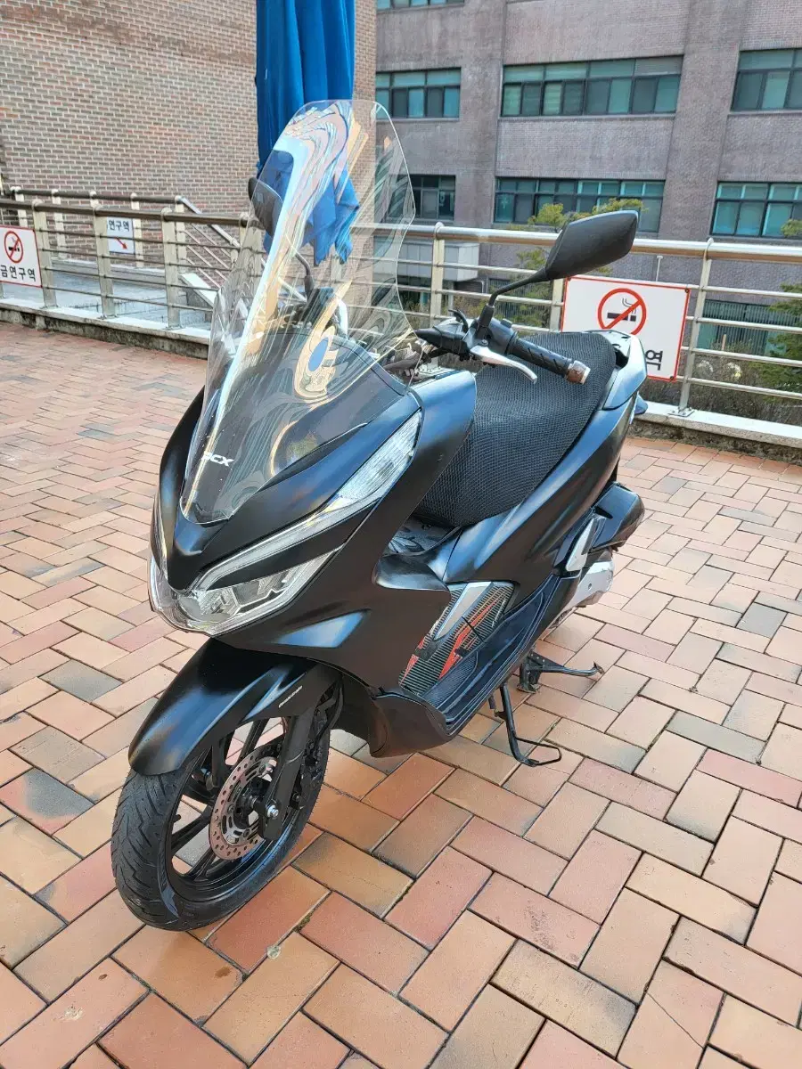 대전 20년식 혼다 pcx125 오토바이 판매합니다