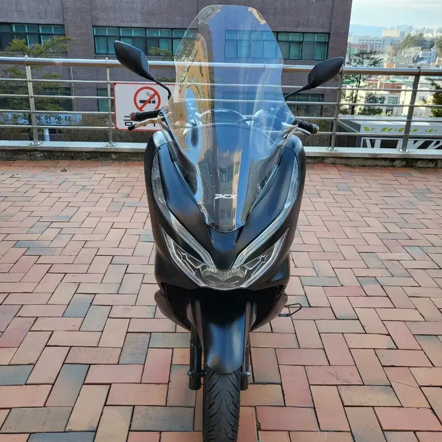 대전 20년식 혼다 pcx125 오토바이 판매합니다