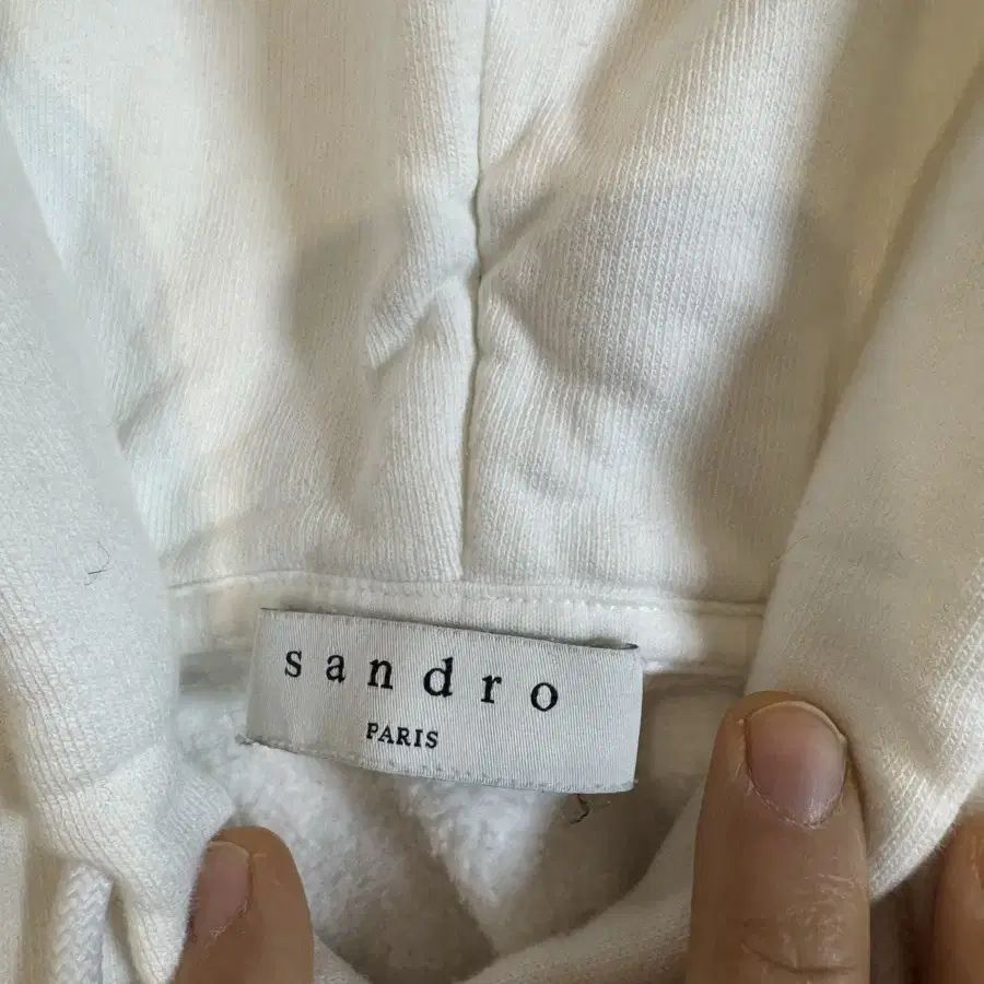 sandro 산드로 플라워패치 후드티