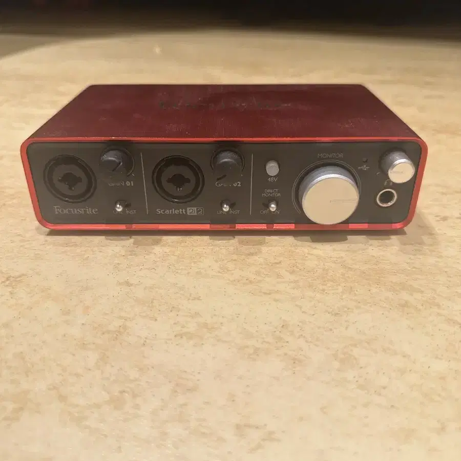 포커스라이트 focusrite 2i2