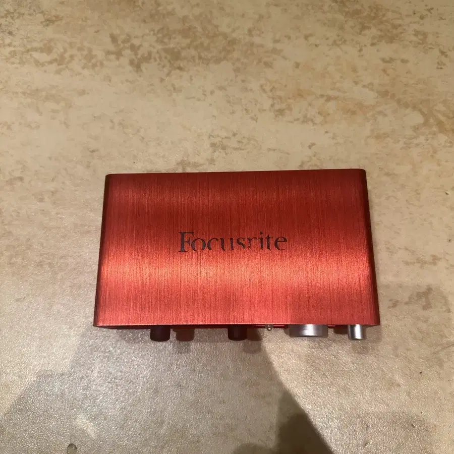 포커스라이트 focusrite 2i2