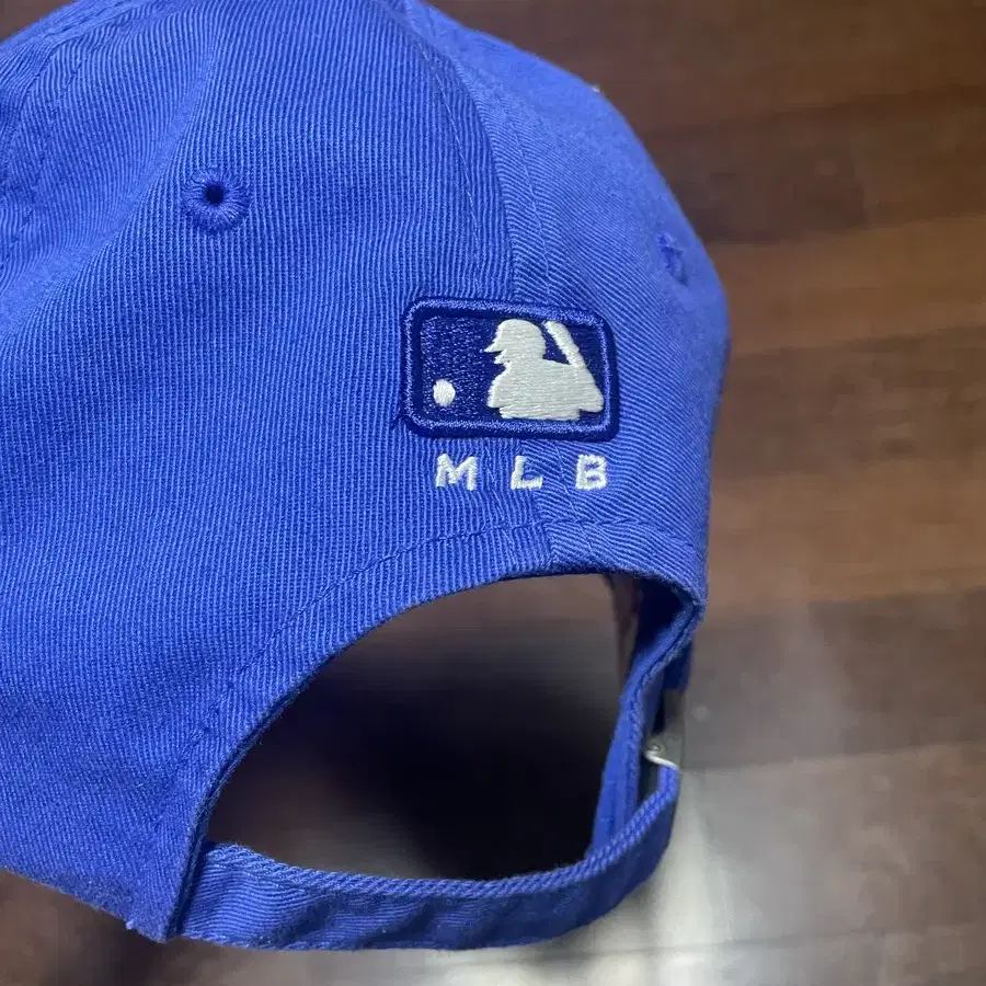 mlb 블루 볼캡 미착용