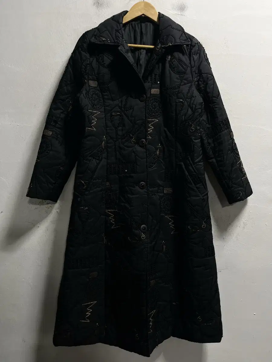 66 Vintage quilted long puffer coat